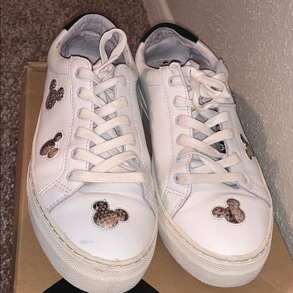 Mickey sneakers 👟 🐭 MOVING OUT SALE🚨🚨 - Picture 8 of 8